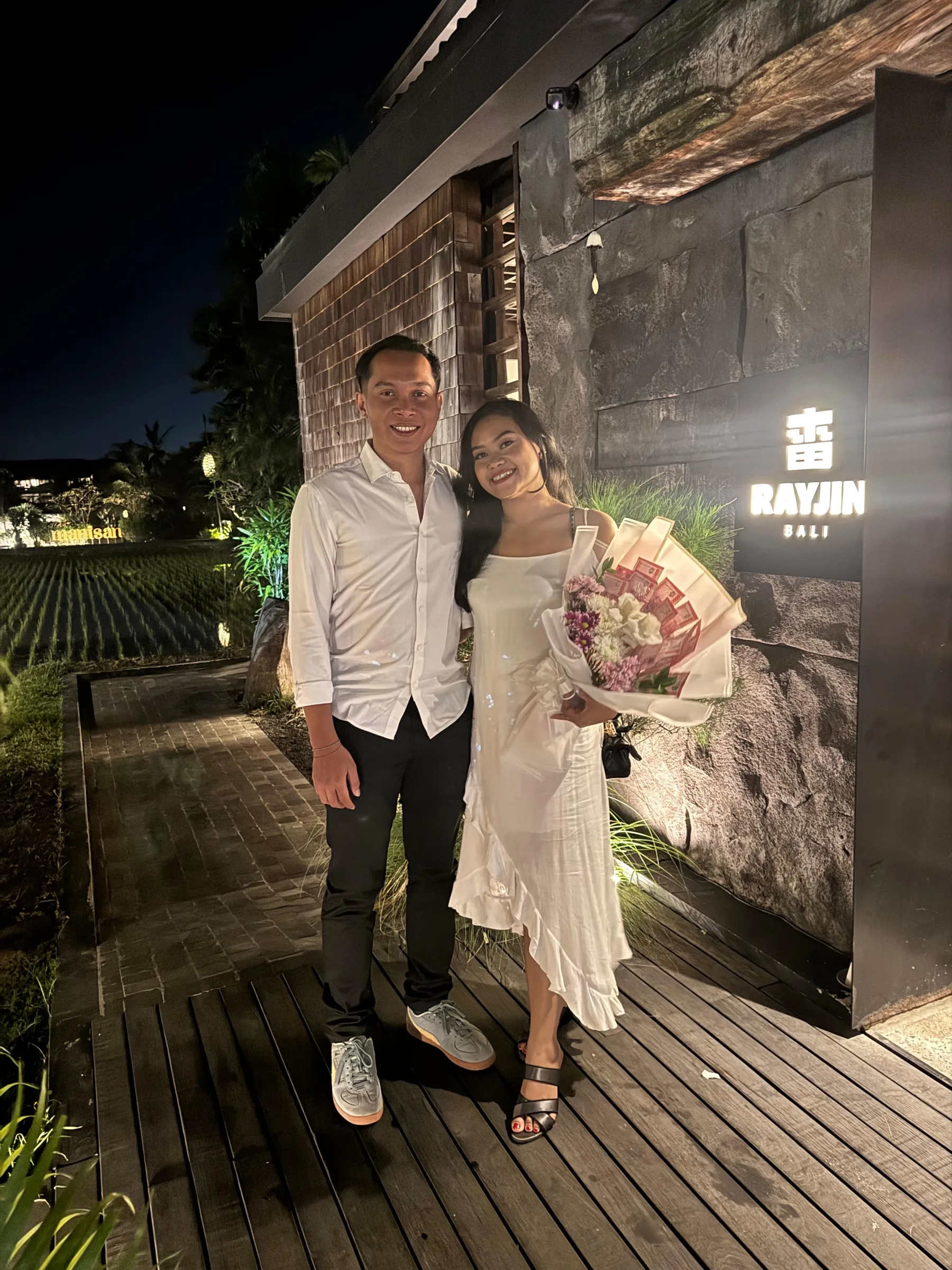 Foto prewedding Jun & Intan ke-10